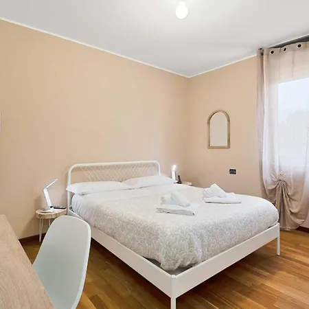 La Rosa Del Golfo Dei Poeti Pensión La Spezia