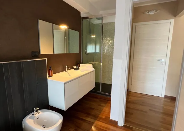 La Rosa Del Golfo Dei Poeti Guest house