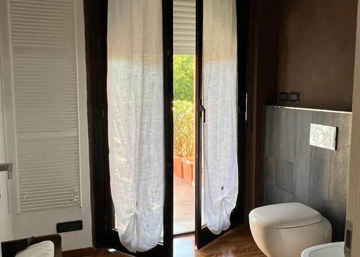 La Rosa Del Golfo Dei Poeti Guest house